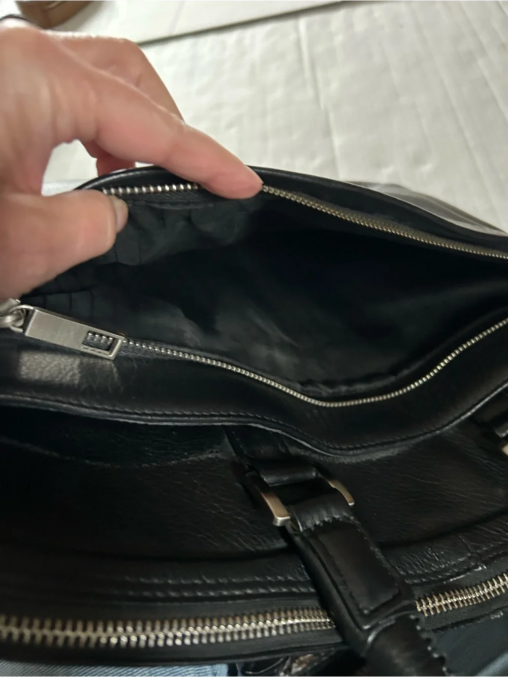 Kenneth Cole Black Leather Men's Laptop Briefcase with Detachable Strap